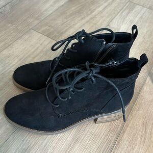 Women’s Style & Co Boots-Only worn 1 time. Size 7.5